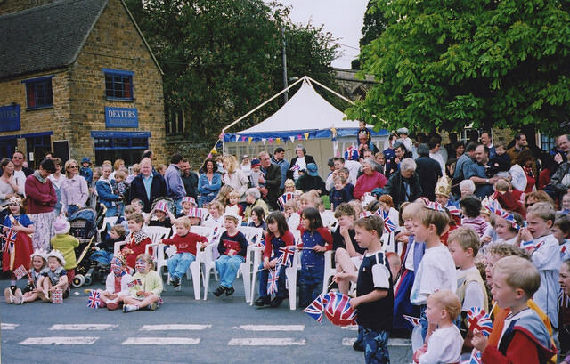 Children watching the magician